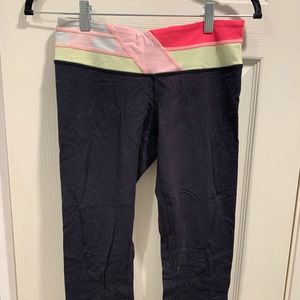 Lululemon Wunder Under Cropped Leggings